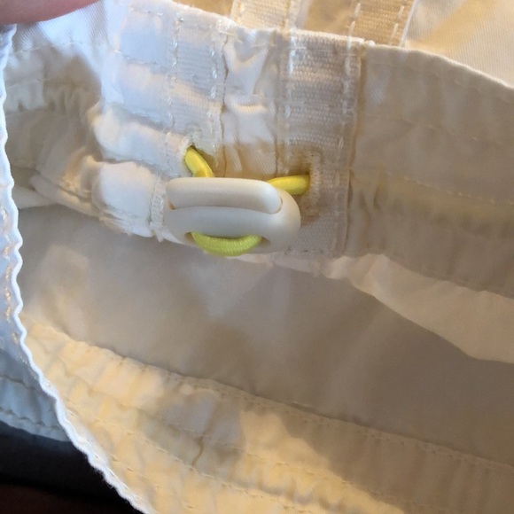 GAP - Picture 8 of 12